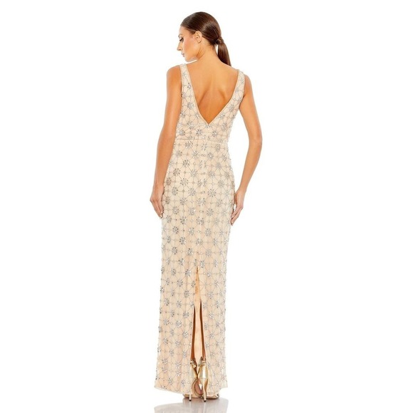 Mac Duggal Sleeveless Hand Beaded V-Neck Gown Maxi Dress Nude Silver Size 10 NWT - Picture 2 of 13